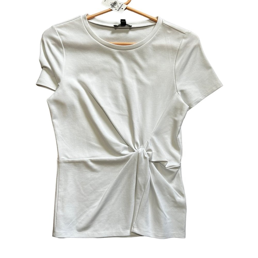 NWT Express white crewneck, short sleeve shirt, woman’s size small, 1503